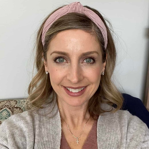 Meet your Posher, Sarah - Picture 1 of 1